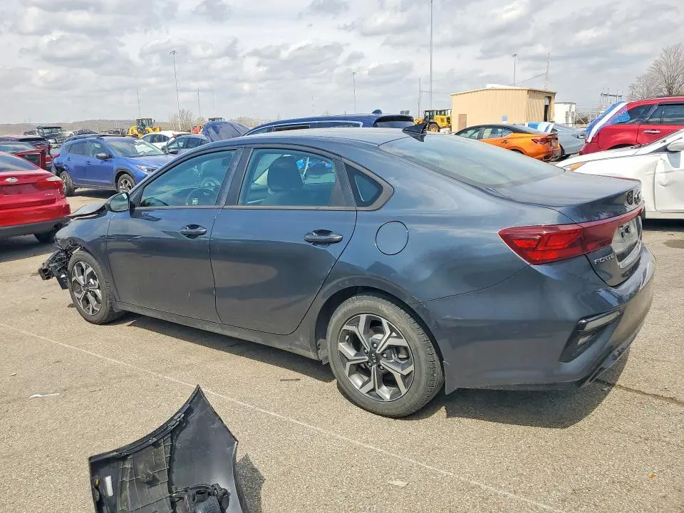 2021 KIA FORTE LXS  