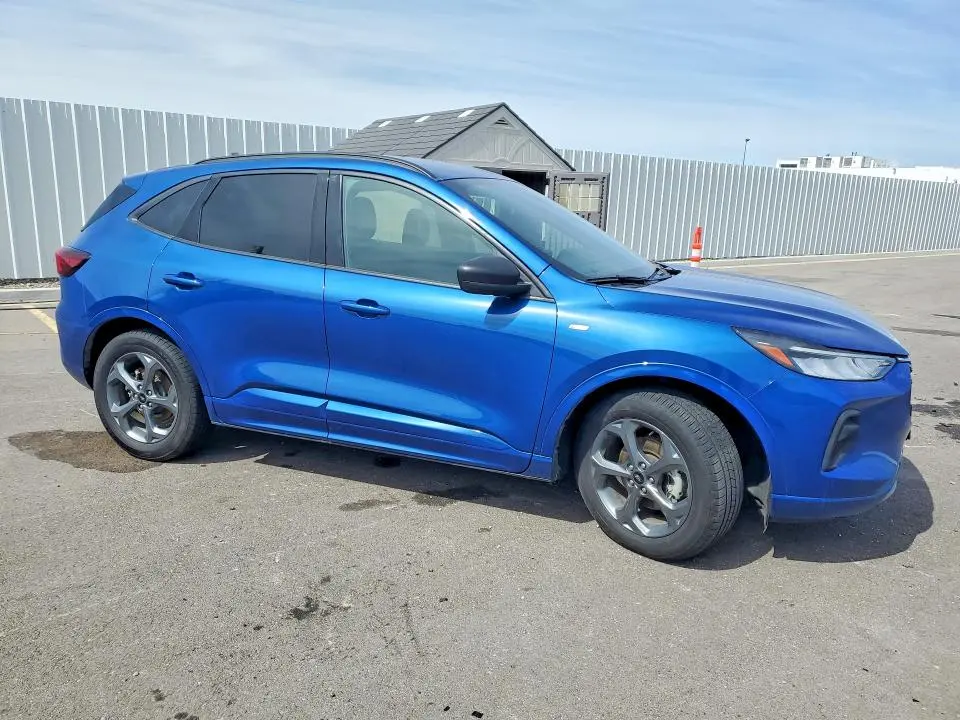 2023 FORD ESCAPE ST LINE  