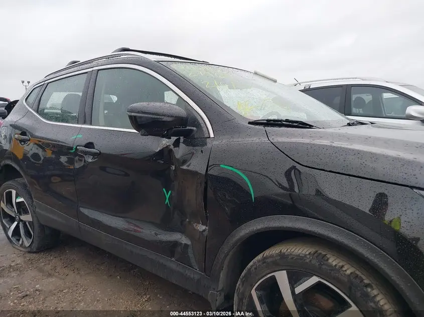 2020 NISSAN ROGUE SPORT SL FWD XTRONIC CVT