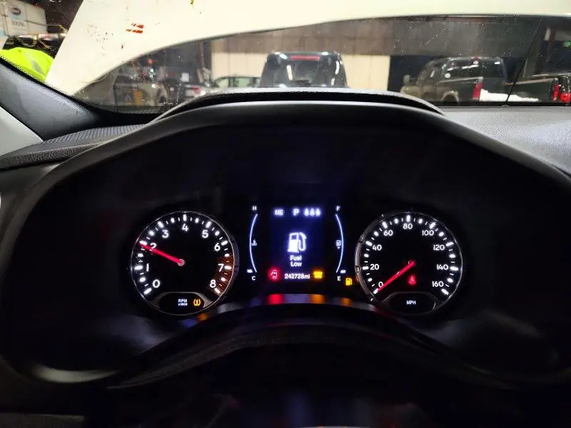 2019 JEEP RENEGADE LATITUDE  