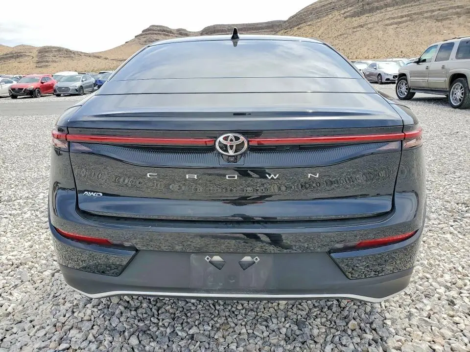 2023 TOYOTA CROWN XLE  