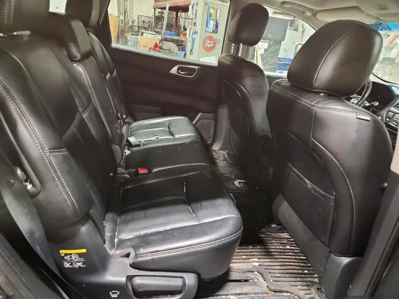 2016 NISSAN PATHFINDER S  