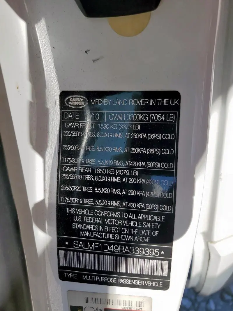 2011 LAND ROVER RANGE ROVER HSE LUXURY  