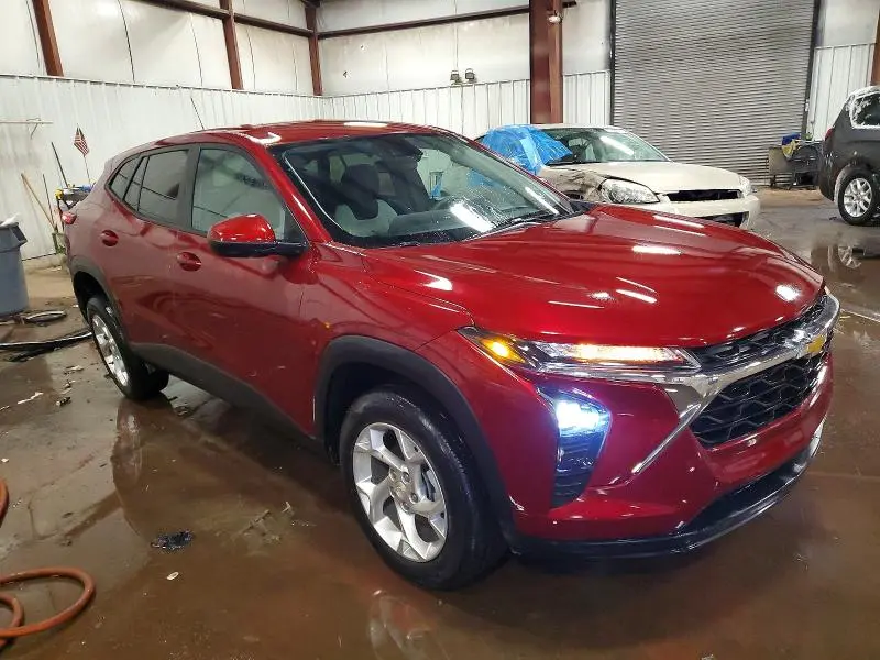 2024 CHEVROLET TRAX LS  