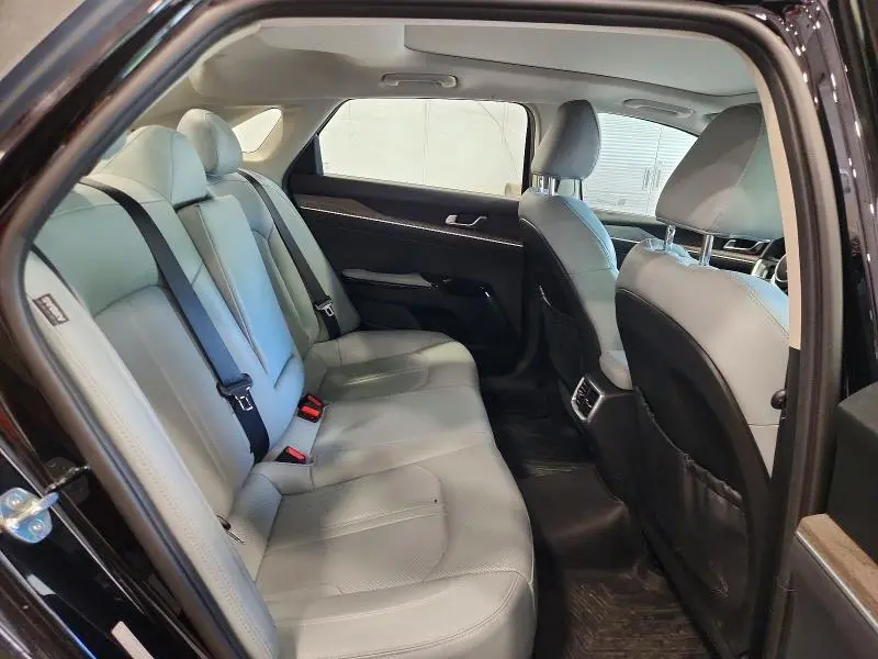 2022 KIA K5 EX  