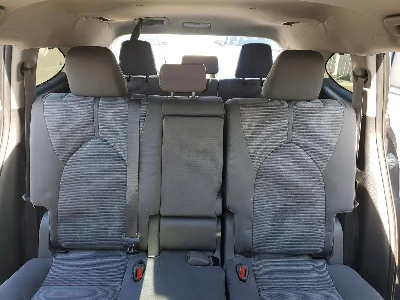2020 TOYOTA HIGHLANDER HYBRID LE  