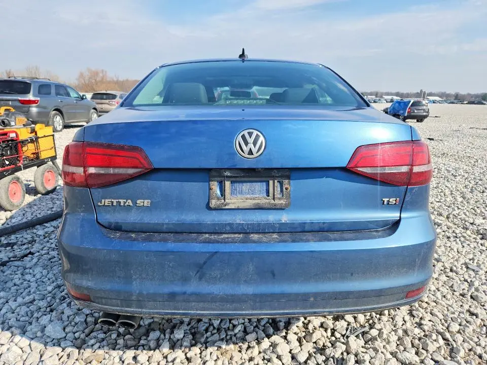 2017 VOLKSWAGEN JETTA SE  