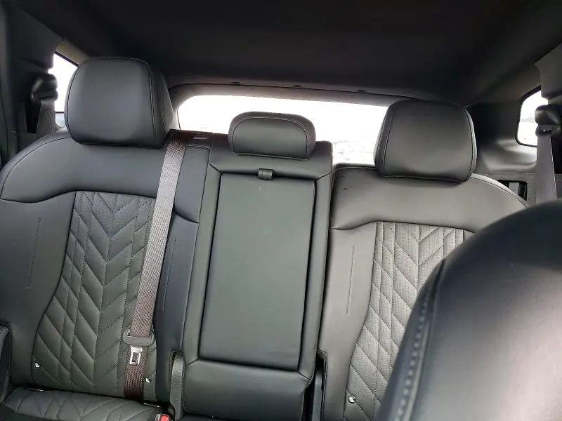 2024 KIA SPORTAGE X-LINE PRESTIGE  