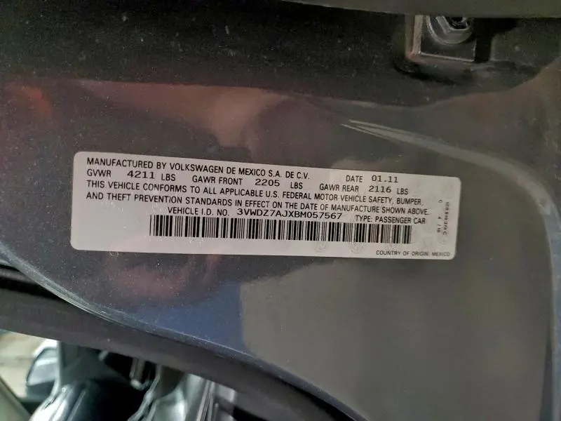 2011 VOLKSWAGEN JETTA SE  