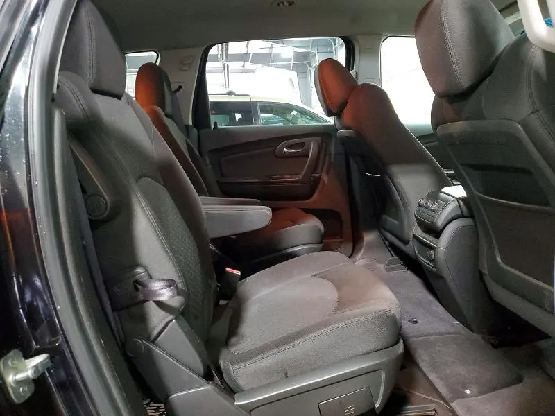 2012 CHEVROLET TRAVERSE LT  