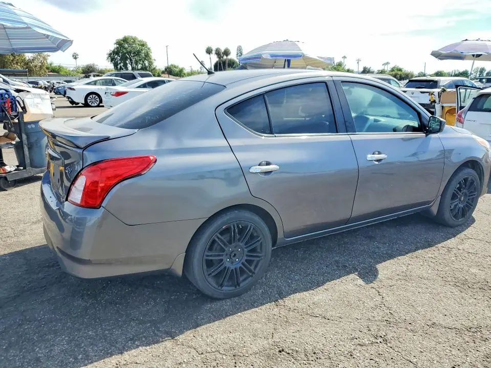 2016 NISSAN VERSA 1.6 SV  