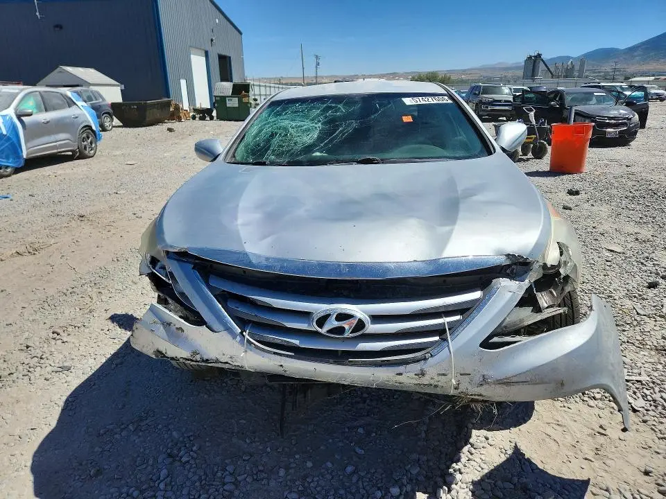 2014 HYUNDAI SONATA GLS  