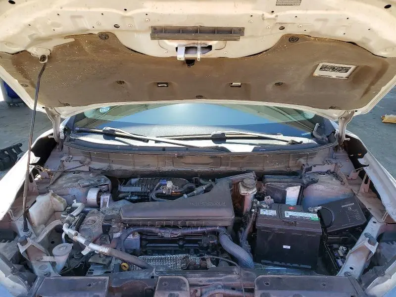 2014 NISSAN ROGUE SV  