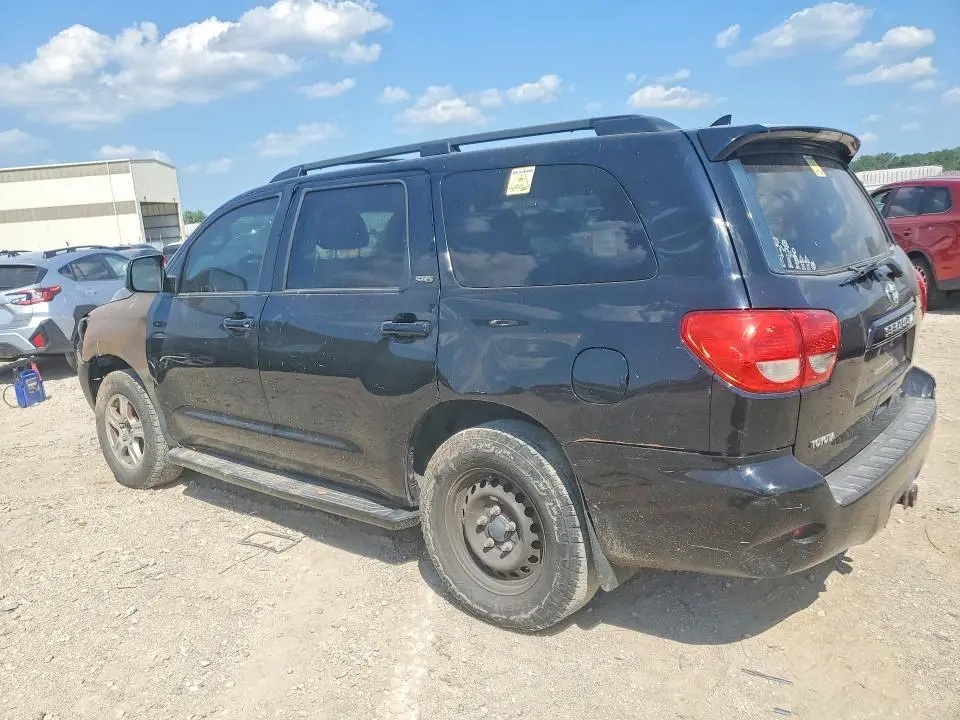 2010 TOYOTA SEQUOIA SR5  