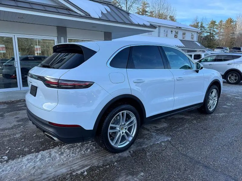 2019 PORSCHE CAYENNE   