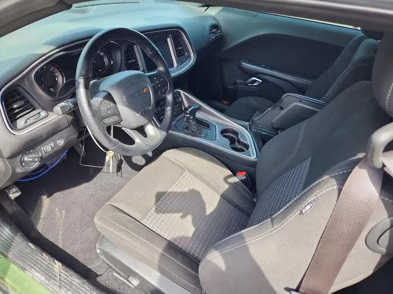 2021 DODGE CHALLENGER SXT  