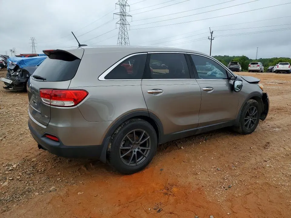 2017 KIA SORENTO L  