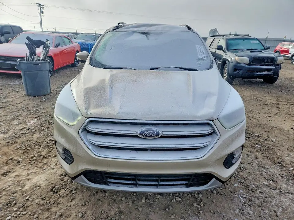 2017 FORD ESCAPE TITANIUM  