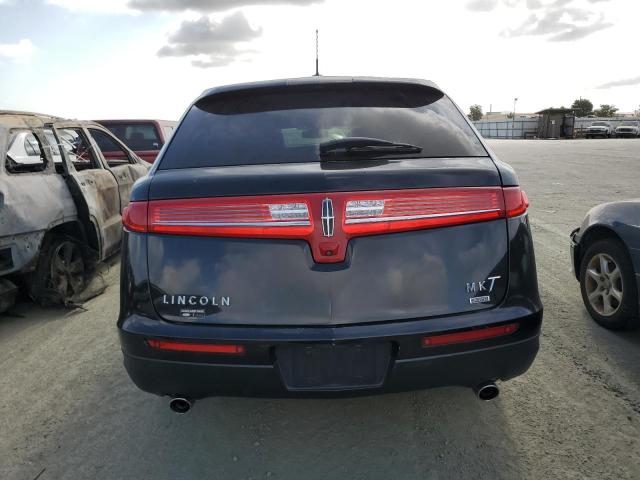 2017 LINCOLN MKT 