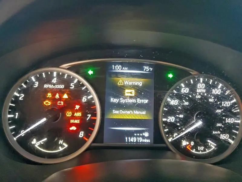 2016 NISSAN SENTRA SR  