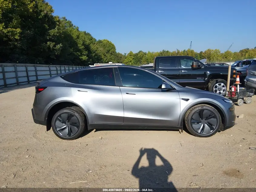2026 TESLA MODEL Y PREMIUM REAR-WHEEL DRIVE/REAR-WHEEL DRIVE