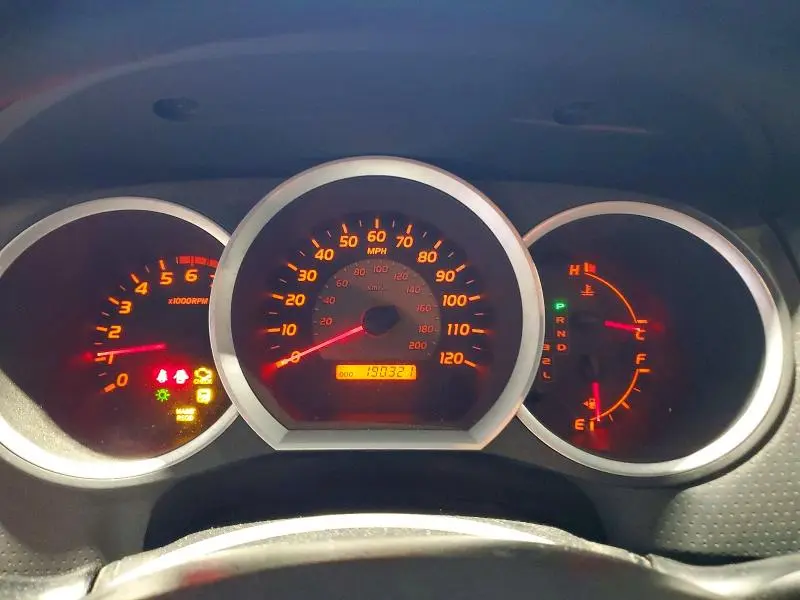 2010 TOYOTA TACOMA BASE  