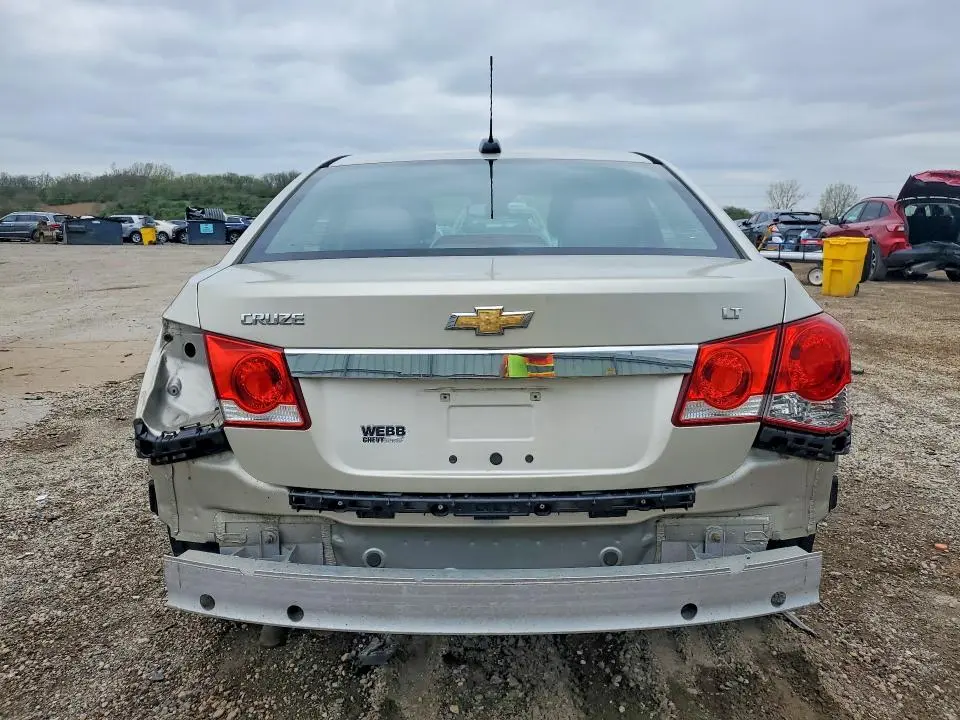 2015 CHEVROLET CRUZE LT  