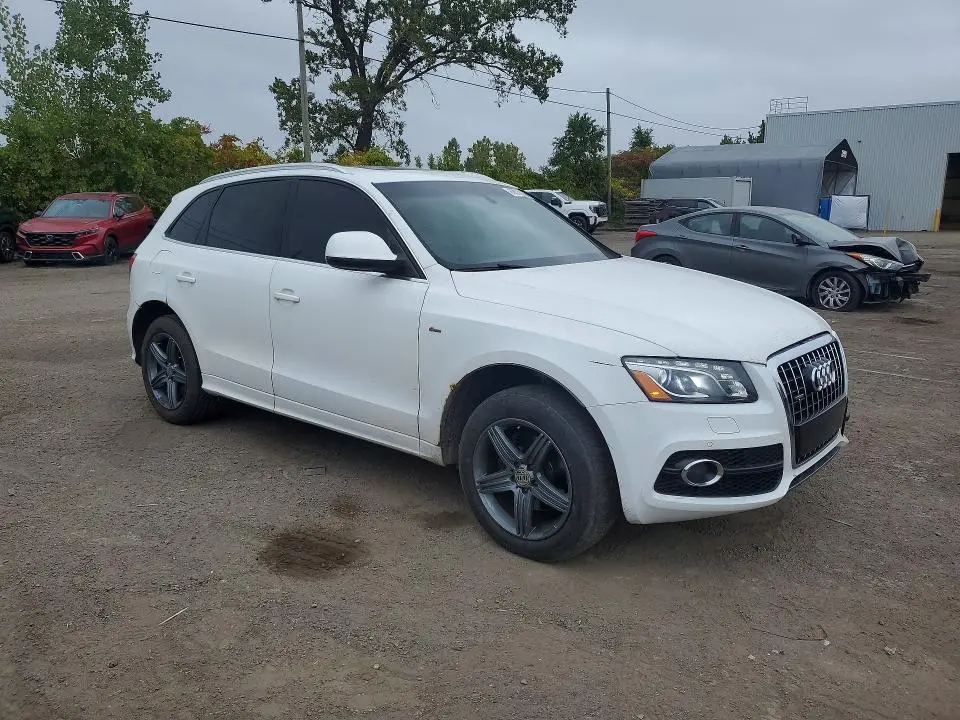 2010 AUDI Q5 PREMIUM PLUS  