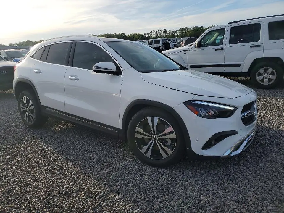 2026 MERCEDES-BENZ GLA 250  