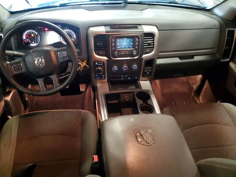 2014 RAM 1500 SLT  
