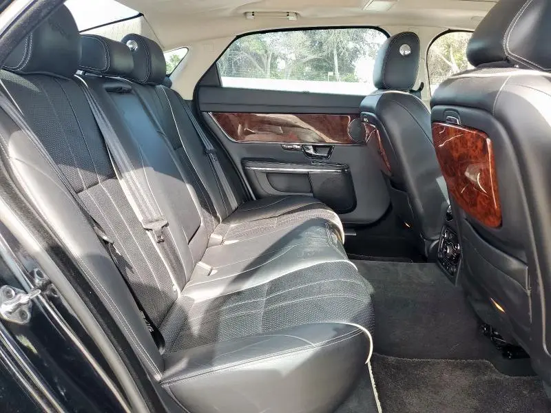 2012 JAGUAR XJL   