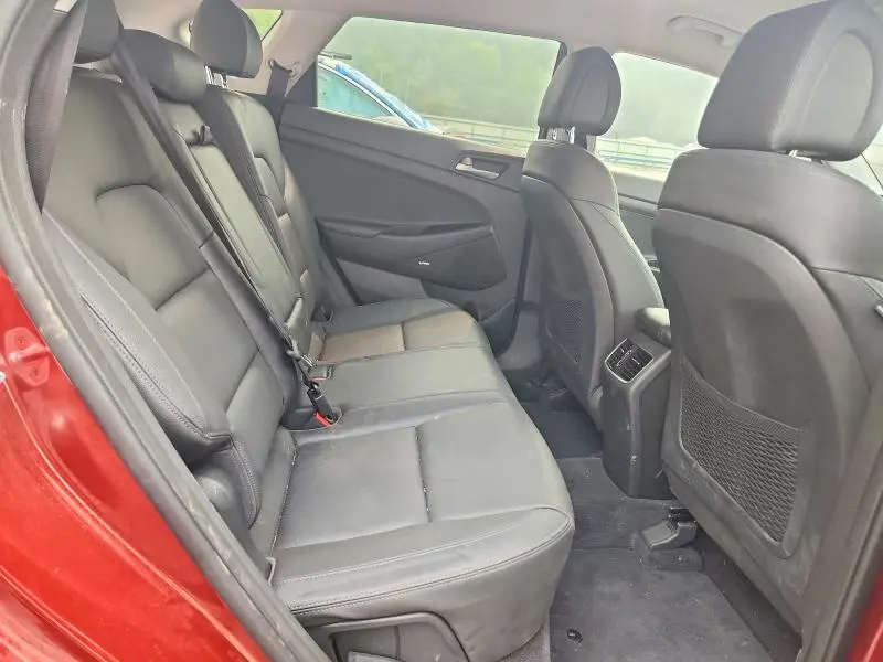 2018 HYUNDAI TUCSON SEL PLUS  