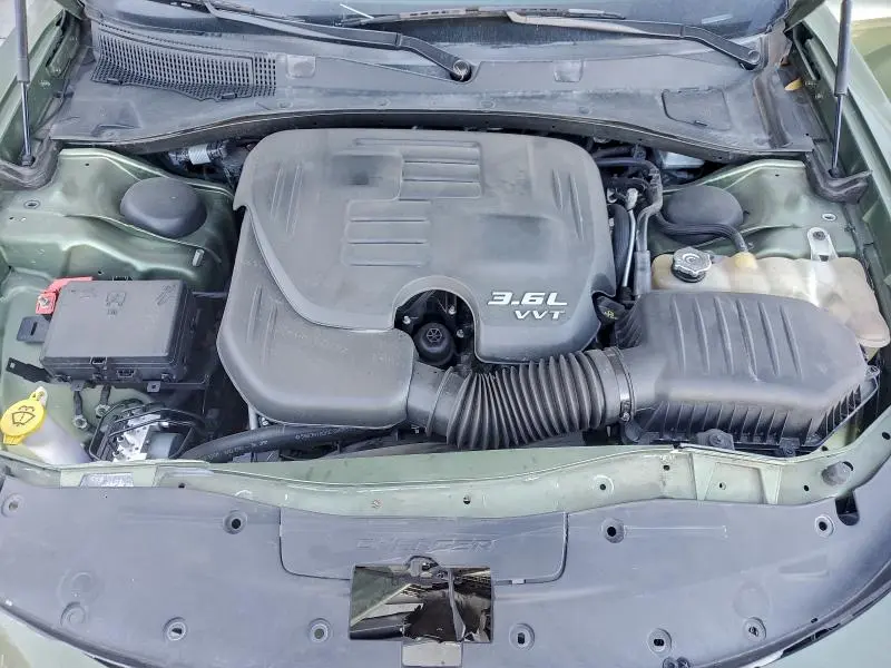 2018 DODGE CHARGER SXT  