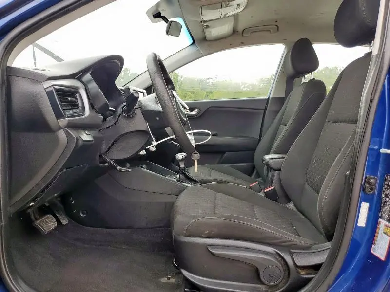 2020 KIA RIO LX  