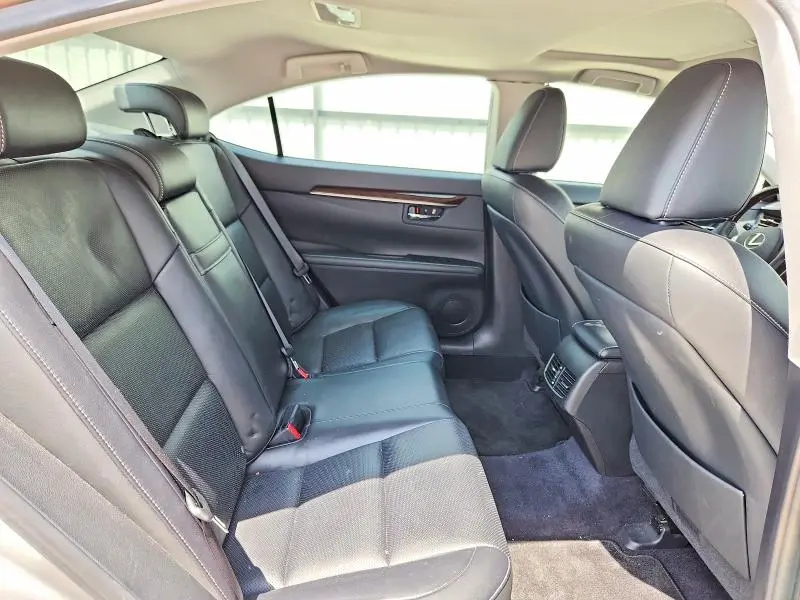 2015 LEXUS ES 350  