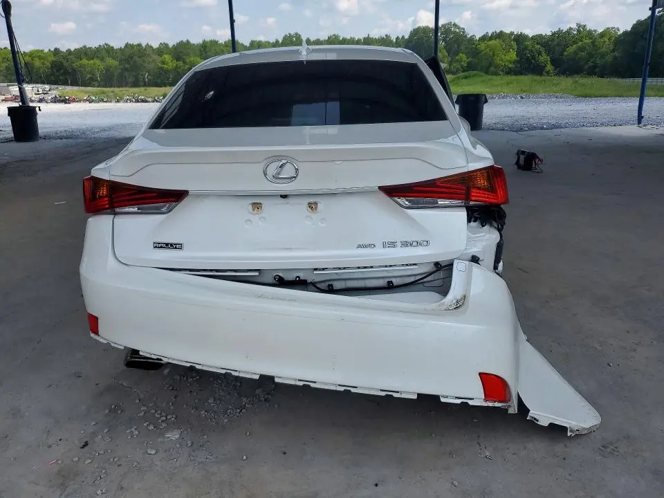 2017 LEXUS IS 300  