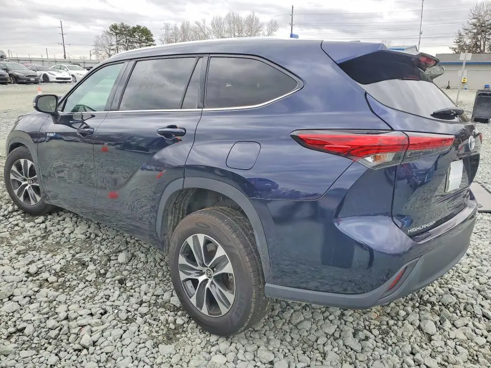 2021 TOYOTA HIGHLANDER HYBRID XLE  