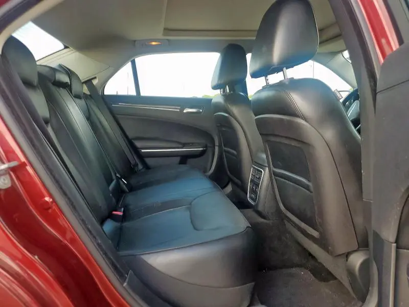 2015 CHRYSLER 300C   