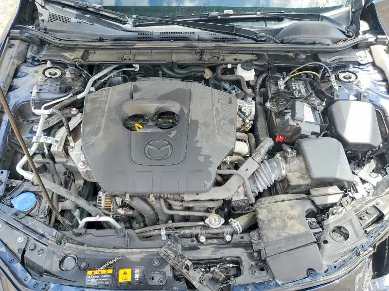 2025 MAZDA 3 PREFERRED  