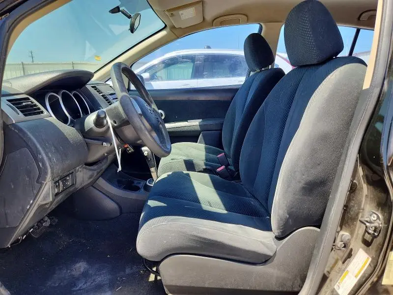 2011 NISSAN VERSA 1.8 S  