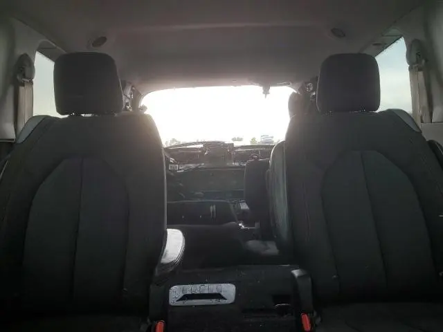 2017 CHRYSLER PACIFICA LX  
