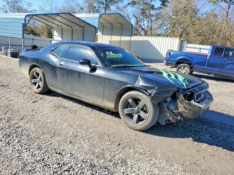 2013 DODGE CHALLENGER SXT  