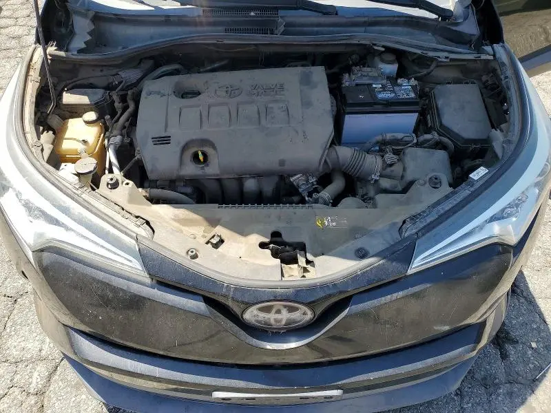 2018 TOYOTA C-HR XLE  