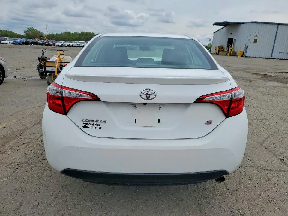 2015 TOYOTA COROLLA S PLUS  