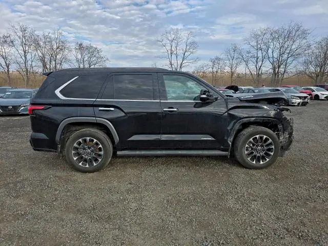 2023 TOYOTA SEQUOIA SR5  