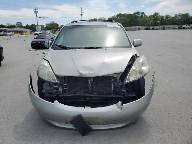 2010 TOYOTA SIENNA XLE  