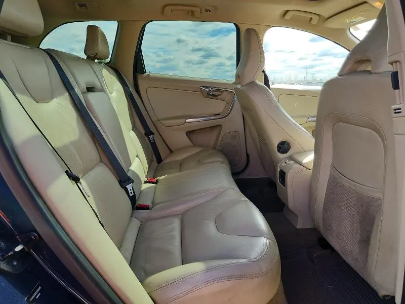 2012 VOLVO XC60 T6  