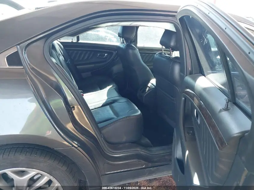 2017 FORD TAURUS LIMITED