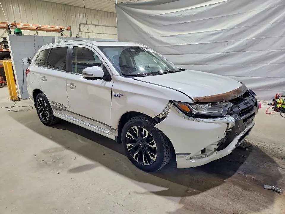 2018 MITSUBISHI OUTLANDER SE  