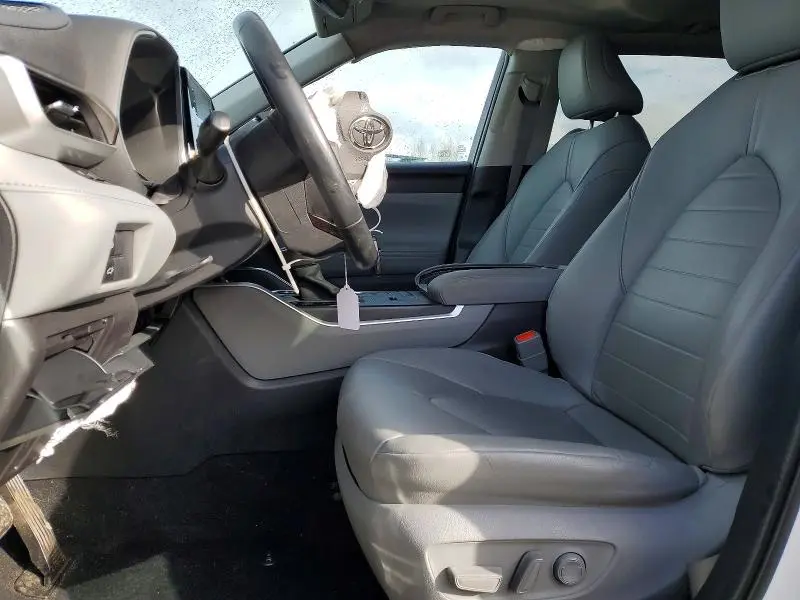 2020 TOYOTA HIGHLANDER HYBRID XLE  